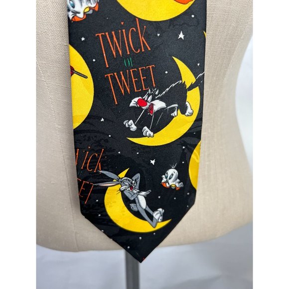 Looney Tunes Addiction Halloween Twick or Tweet Tie Polyester Black - Picture 8 of 16
